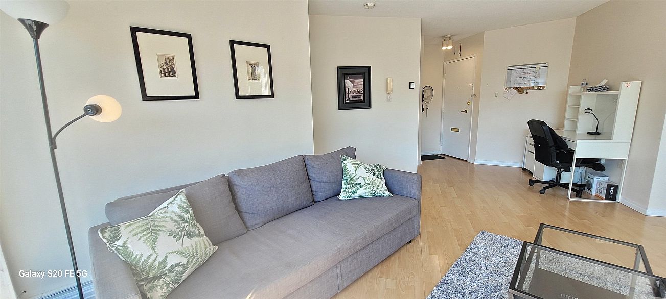 303 4691 W 10th Avenue