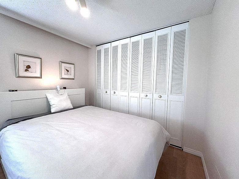 303 4691 W 10th Avenue