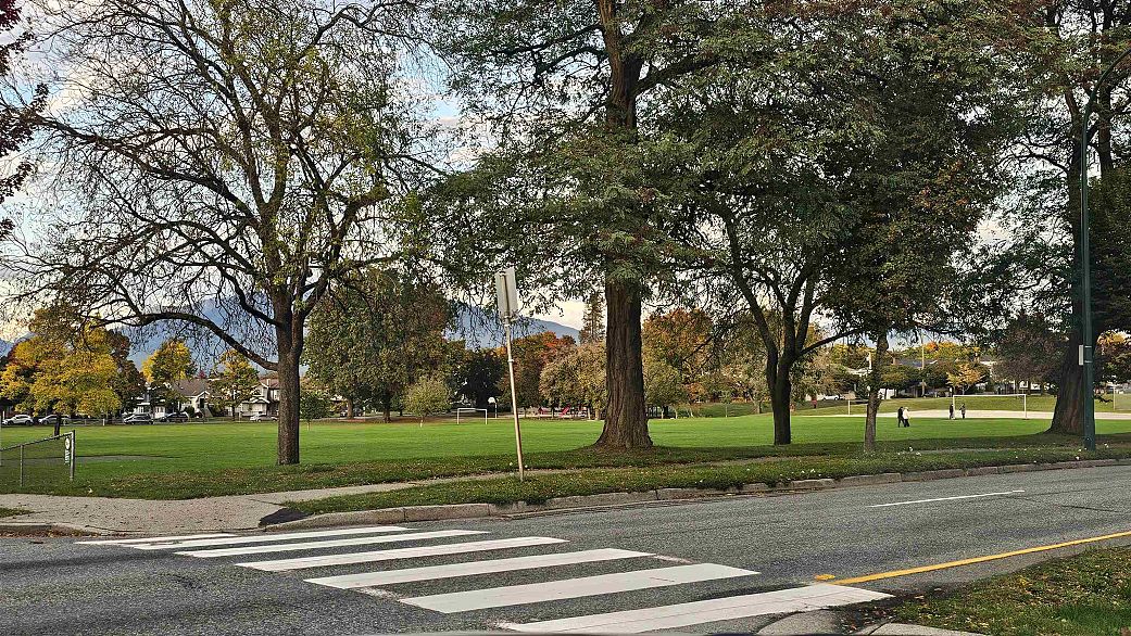 316 2250 E 1st Avenue