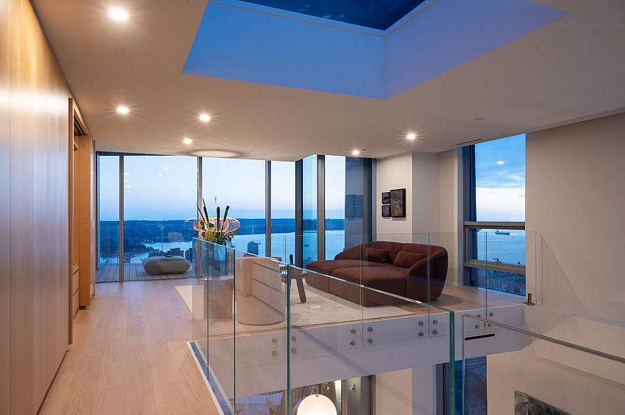 PH1 1568 Alberni Street