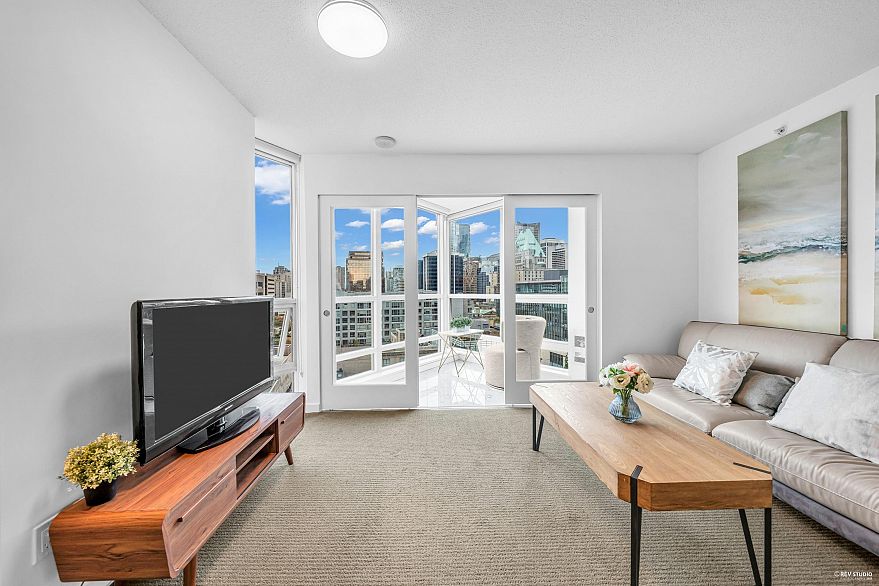 1210 833 Seymour Street