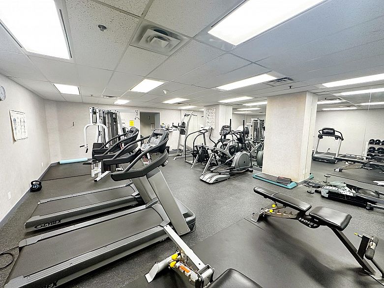 1401 989 Nelson Street