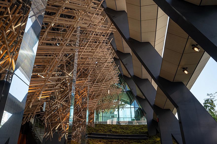 PH1 1568 Alberni Street