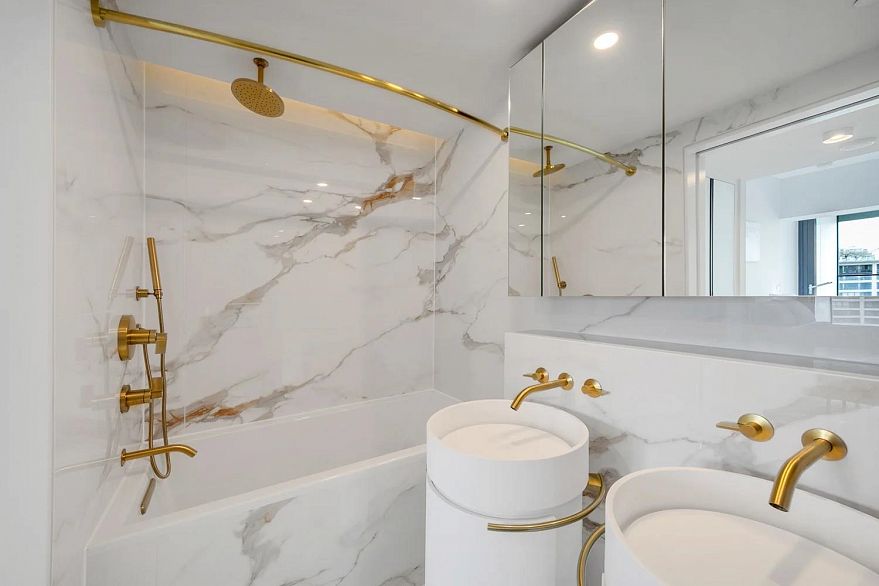 1308 1033 Nelson Street