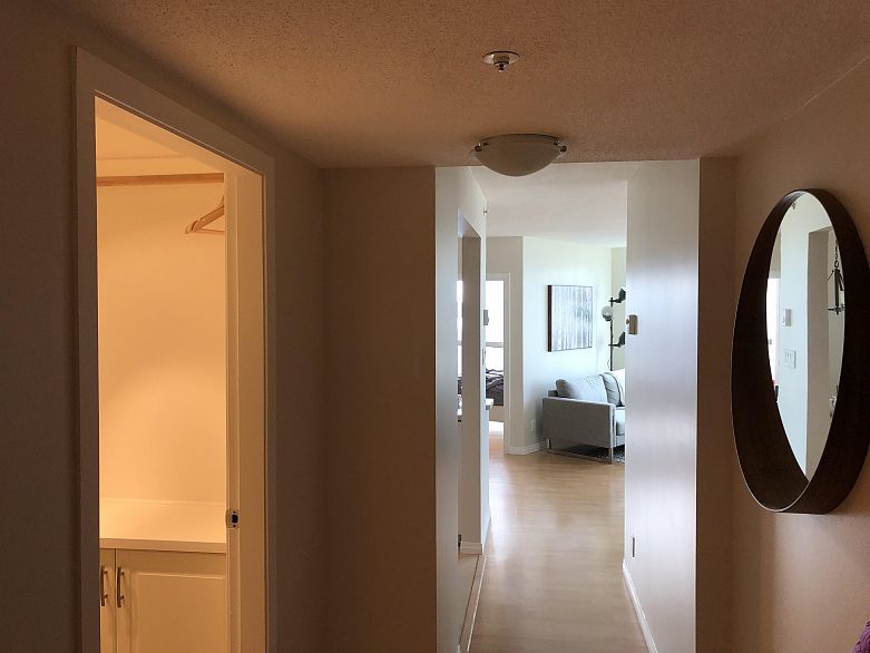 1606 1277 Nelson Street