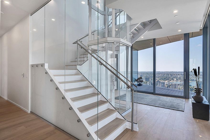 PH1 1568 Alberni Street