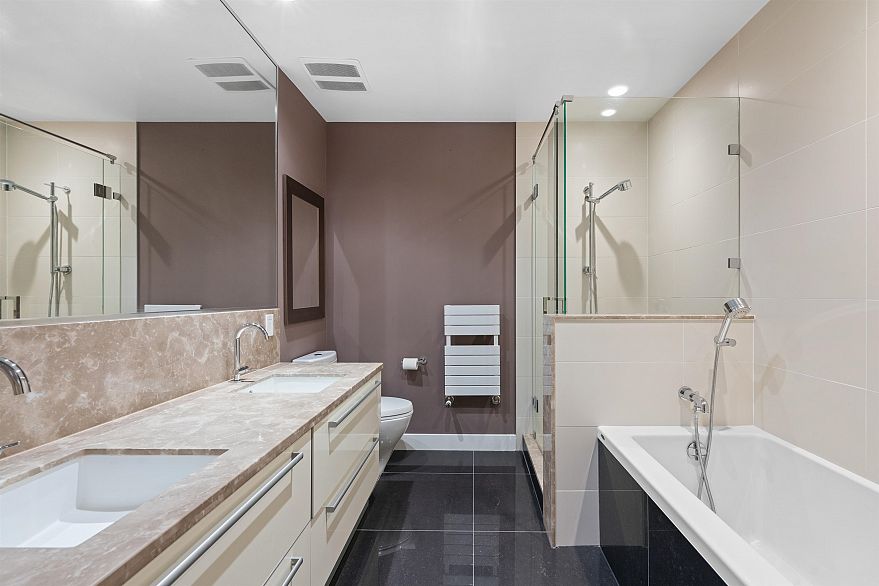 1606 288 W 1st Avenue