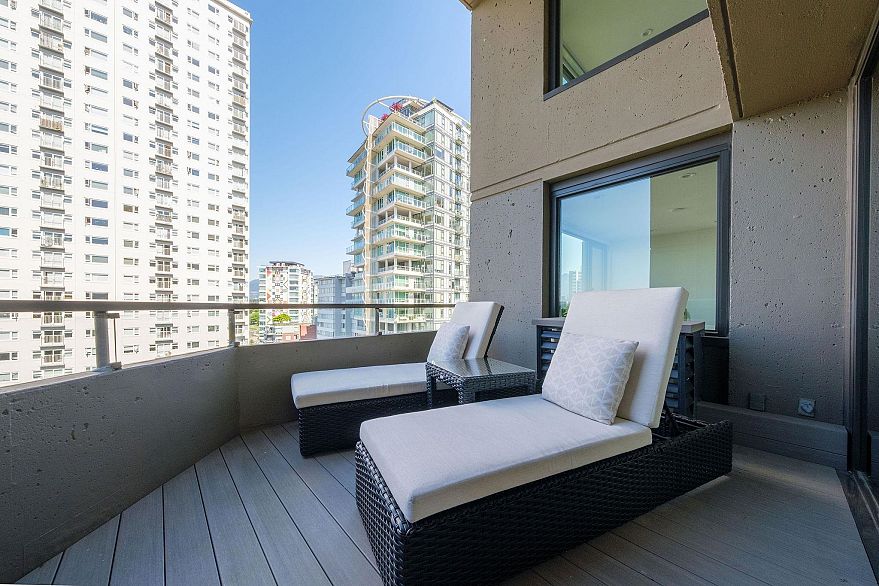 801 1236 Bidwell Street