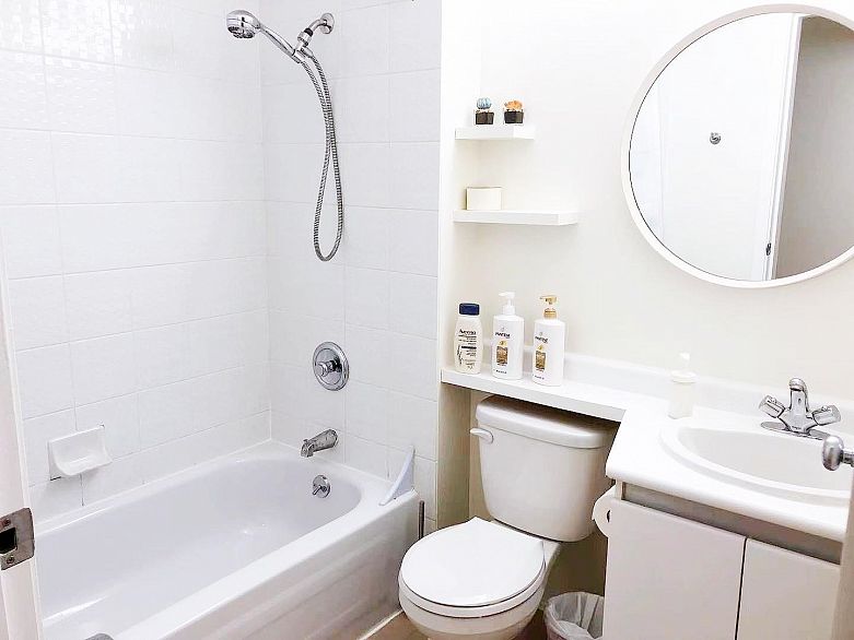 1401 989 Nelson Street