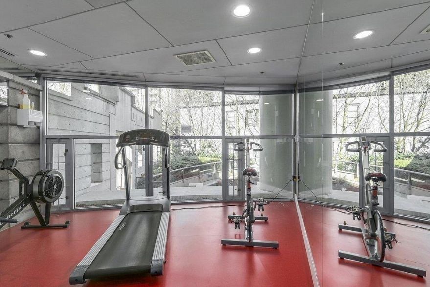 1606 1277 Nelson Street