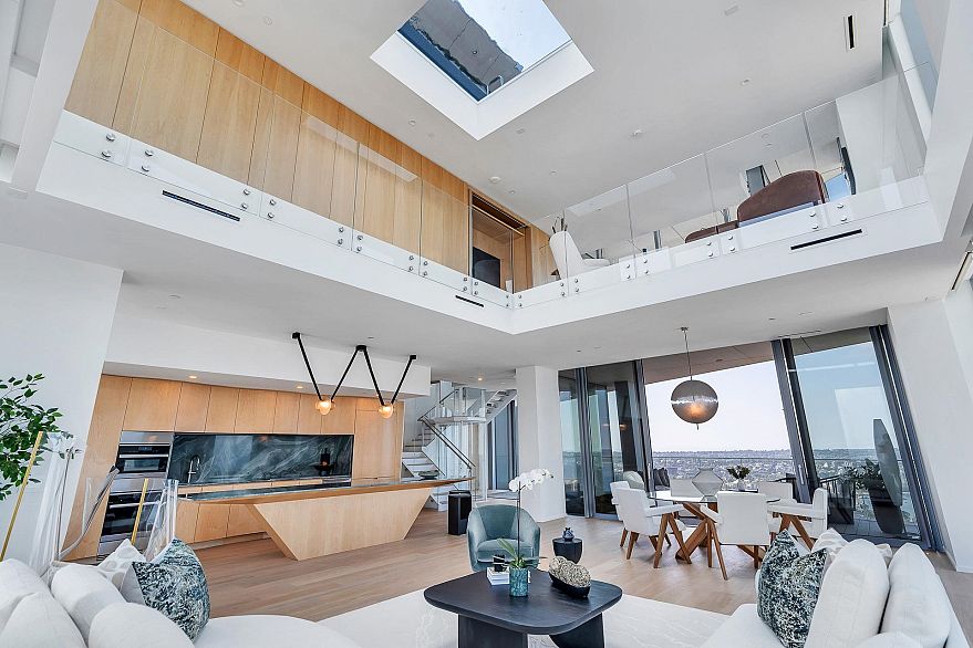 PH1 1568 Alberni Street