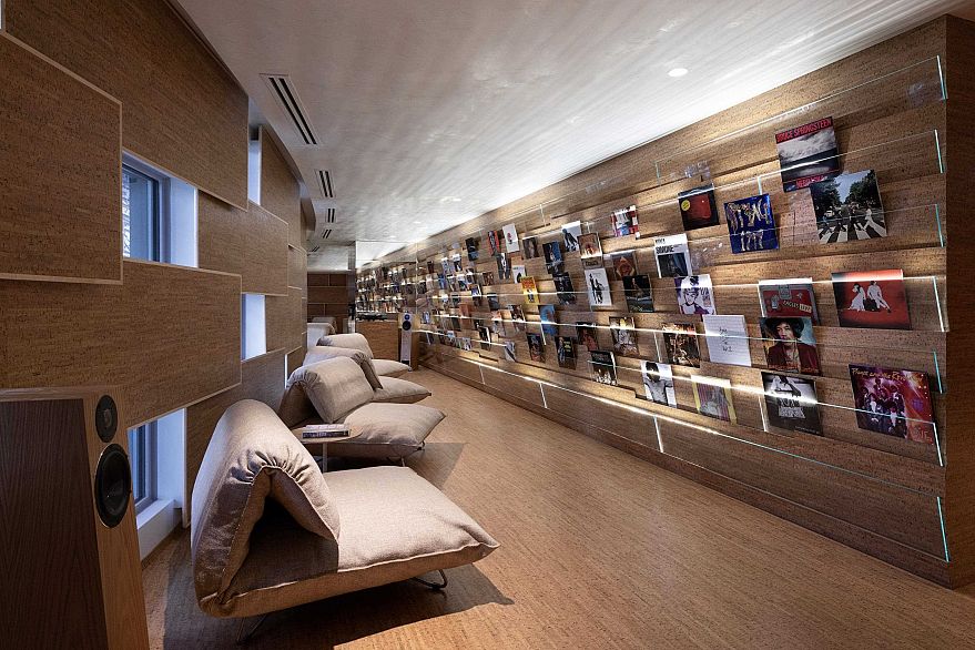 PH1 1568 Alberni Street