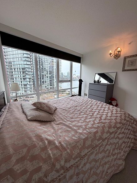 1106 980 Cooperage Way