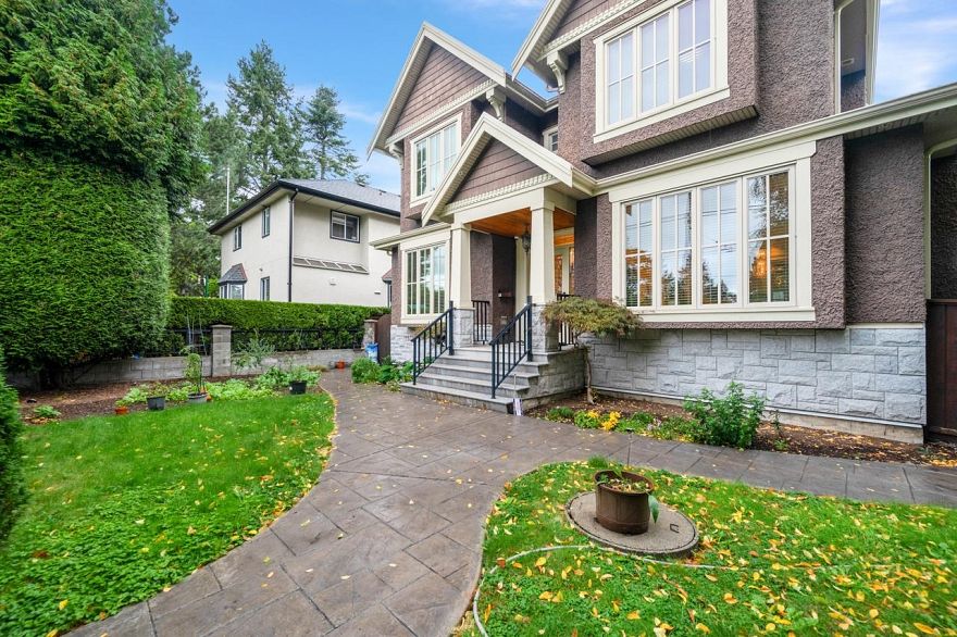 7130 Granville Street