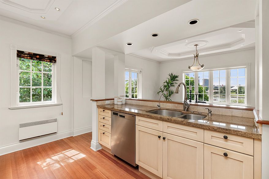 307 1311 Beach Avenue