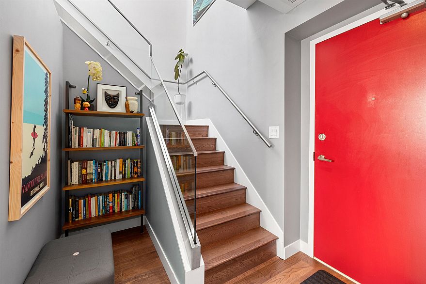 711 108 E 1st Avenue