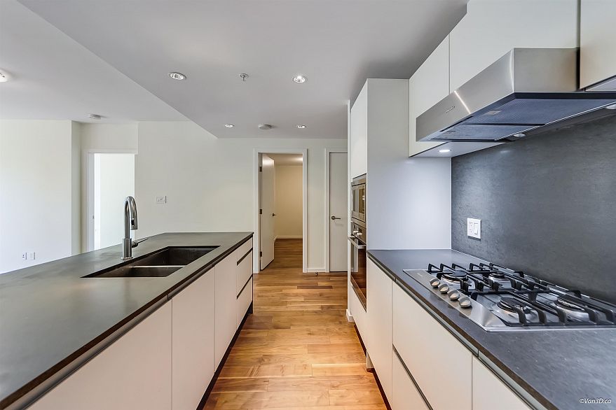 522 8488 Cornish Street