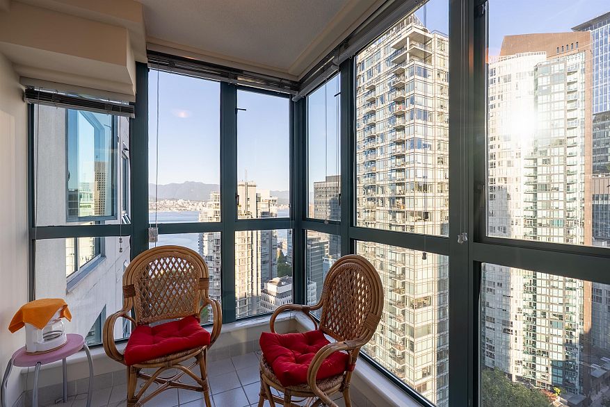 2904 1238 Melville Street