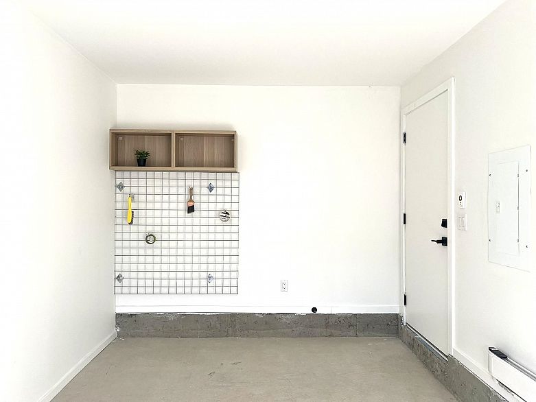 1 2838 Turner Street