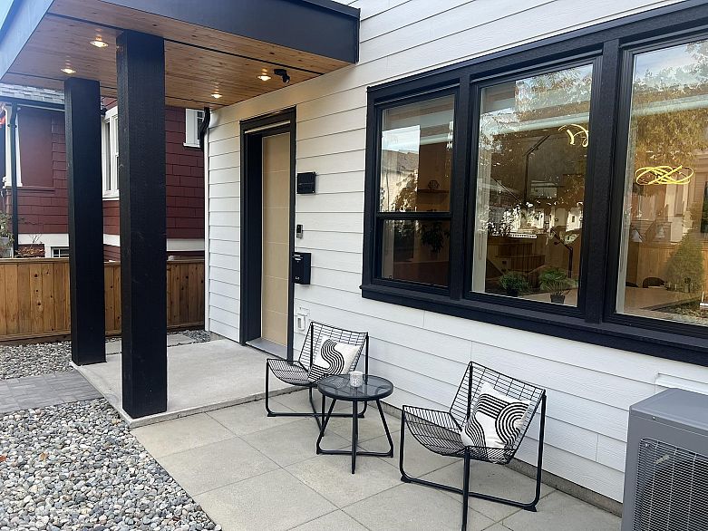 1 2838 Turner Street