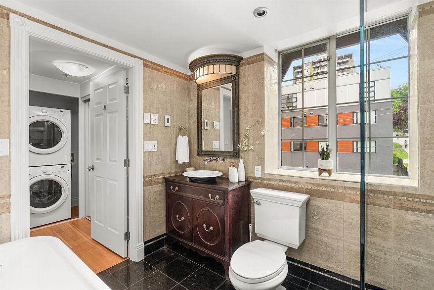 307 1311 Beach Avenue