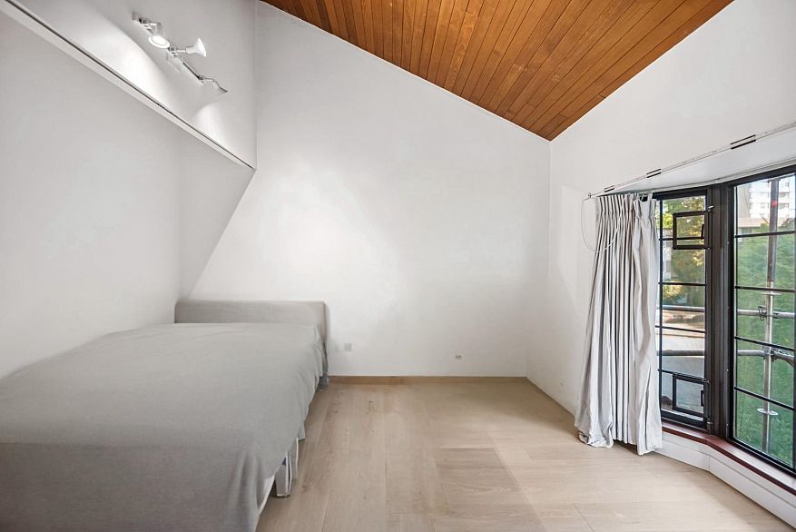 408 2320 W 40th Avenue