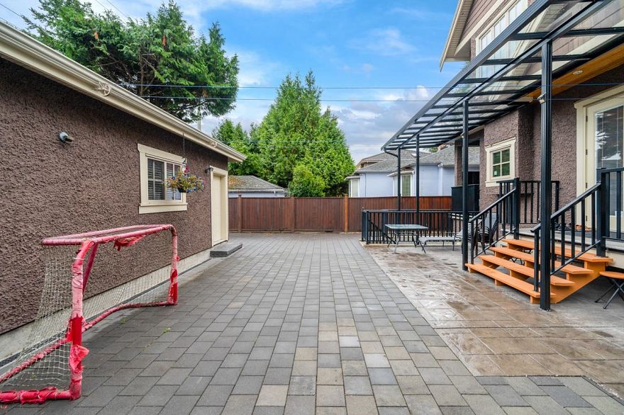 7130 Granville Street