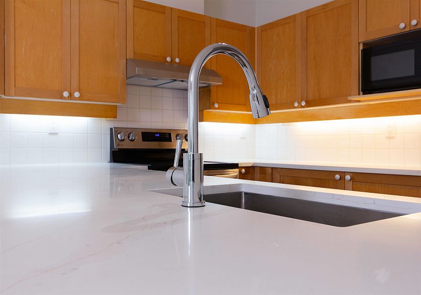 202 1820 E Kent Avenue