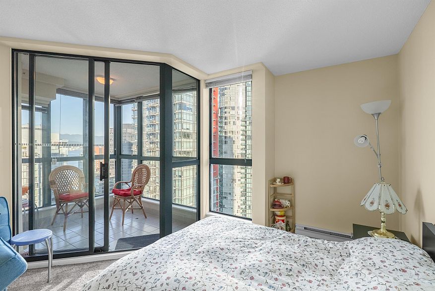 2904 1238 Melville Street