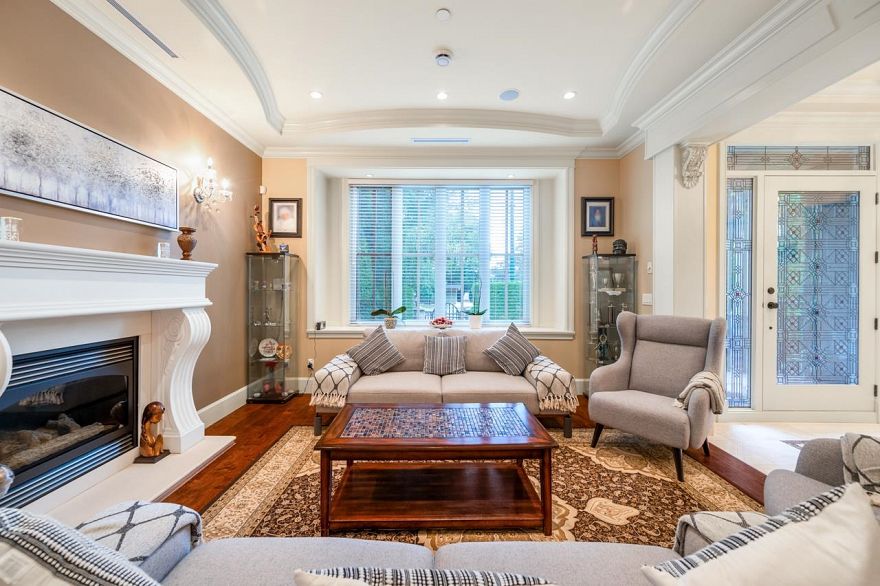 7130 Granville Street