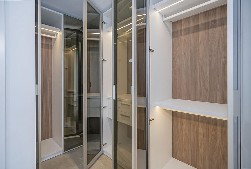 1003 885 Cambie Street