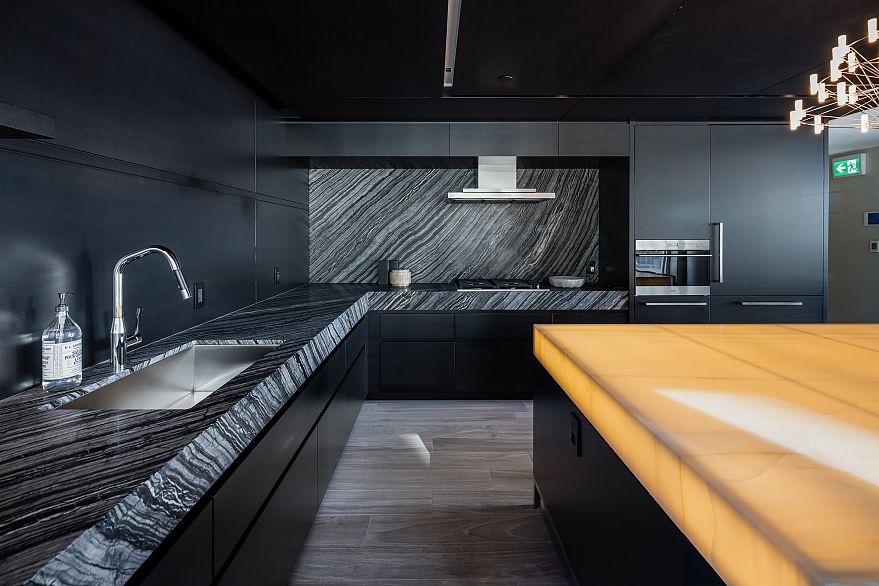 1003 885 Cambie Street