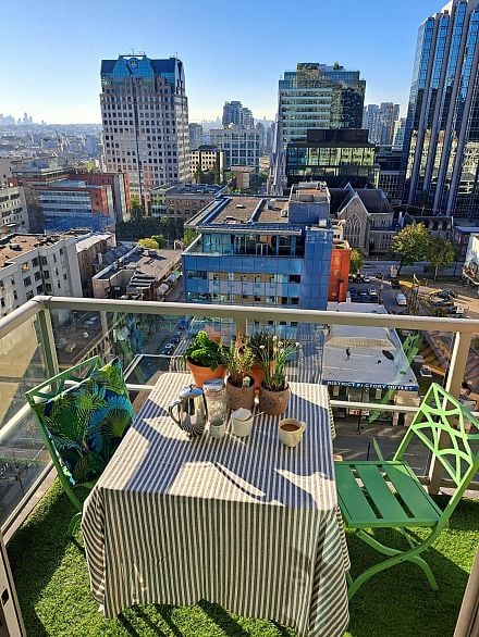 1611 610 Granville Street