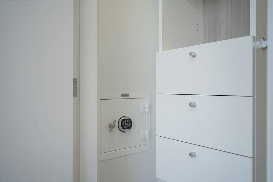 1003 885 Cambie Street