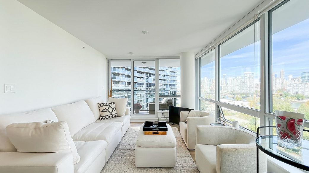 1202 1788 Columbia Street