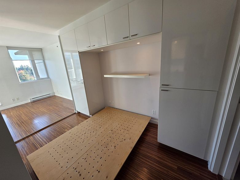 806 328 E 11th Avenue