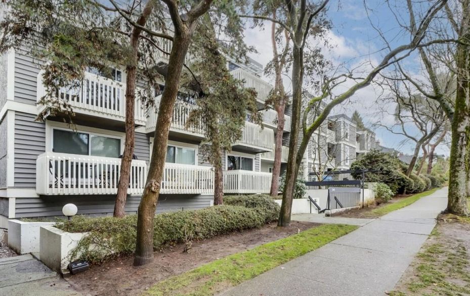 303 1545 E 2nd Avenue