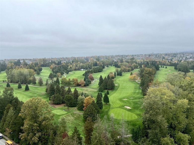 1304 7433 Cambie Street