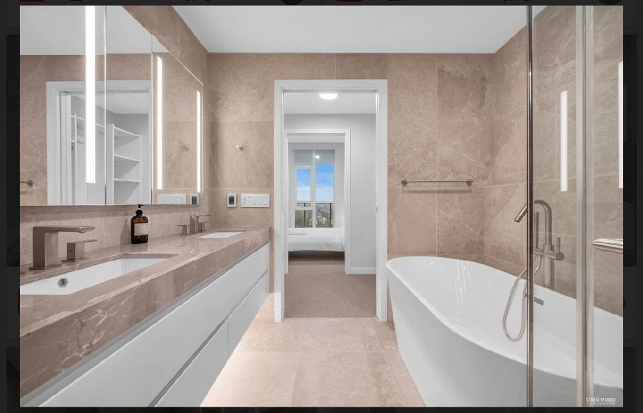 1304 7433 Cambie Street