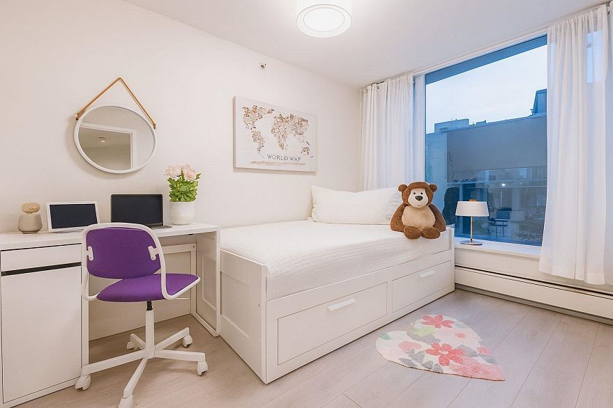 226 188 Keefer Place