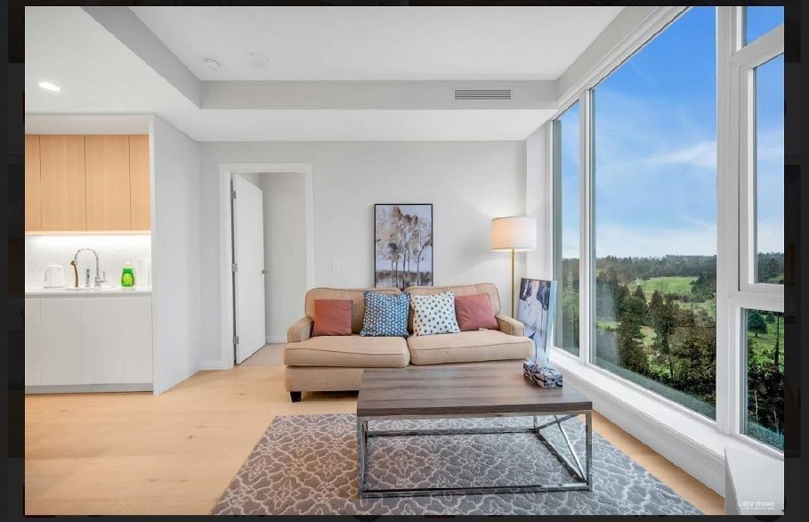 1304 7433 Cambie Street