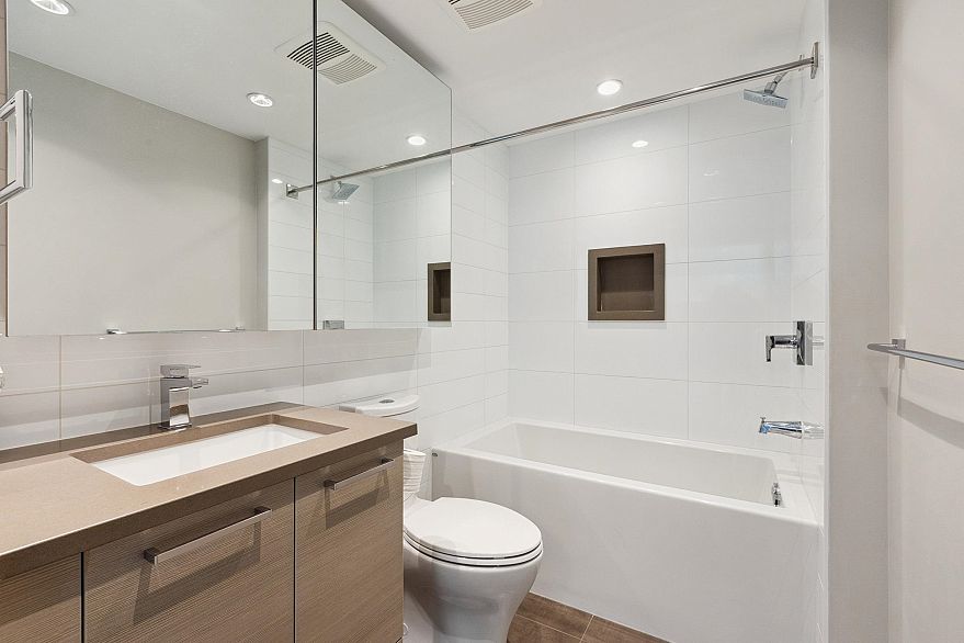 1104 8533 River District Crossing