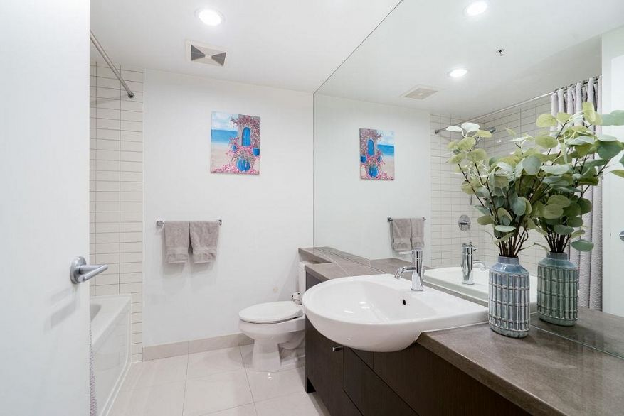 403 750 W 12th Avenue