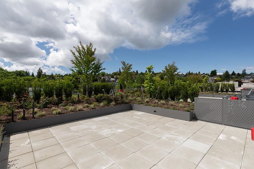 406 3668 W 10th Avenue