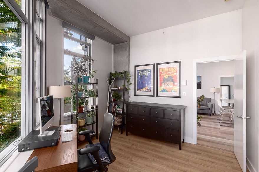 208 2635 Prince Edward Street