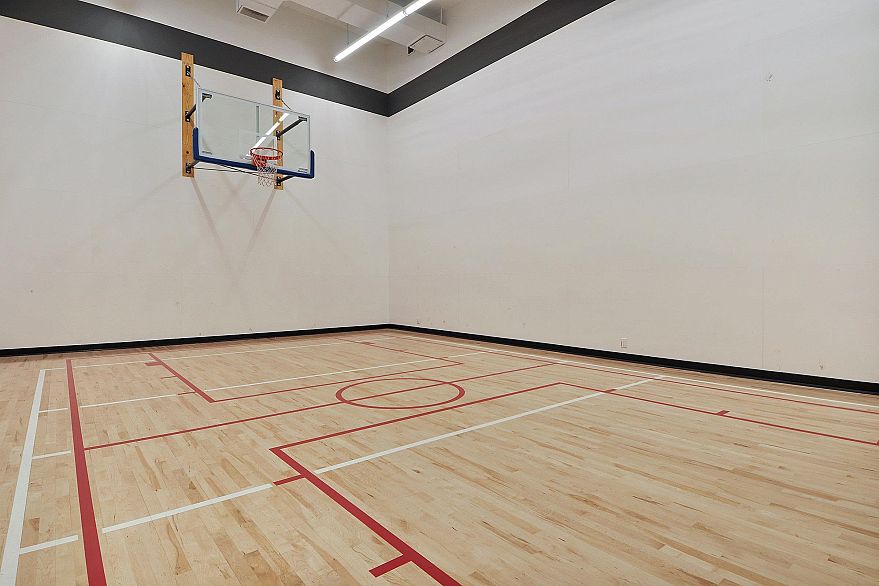 1104 8533 River District Crossing