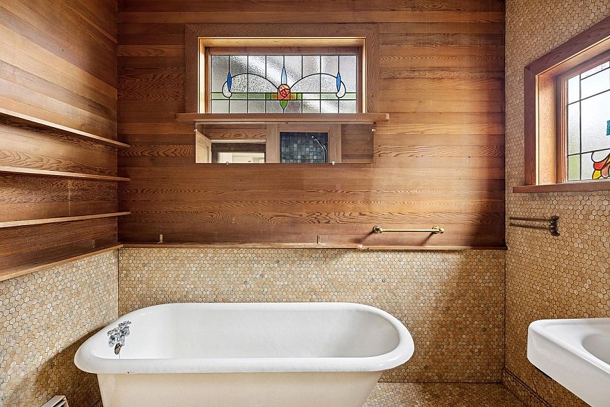 2239 Stephens Street