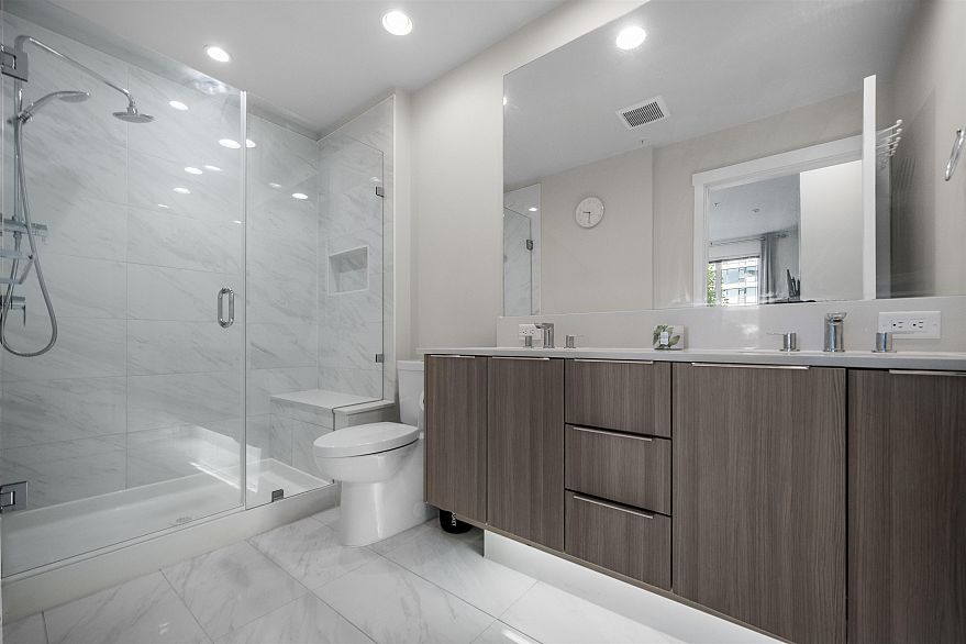 214 3289 Riverwalk Avenue