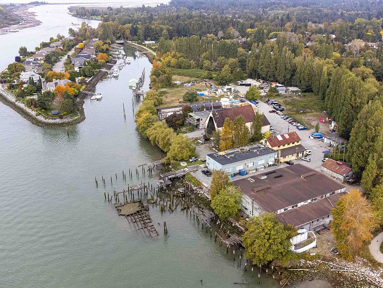 7520 Balaclava Street