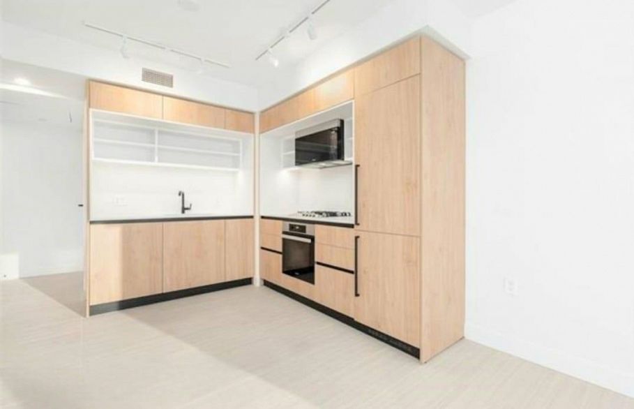 1208 5058 Joyce Street